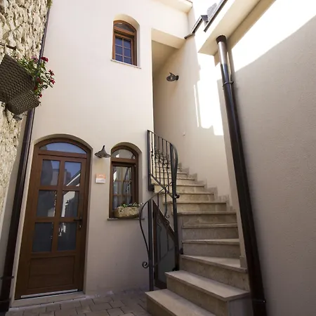 Divani Bed & Breakfast