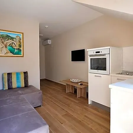 Divani Bed & Breakfast 3*