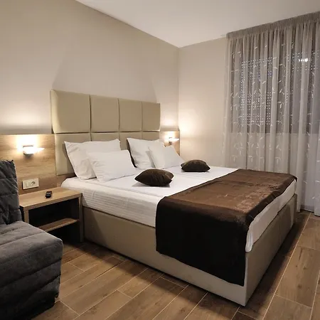 Divani Bed and breakfast