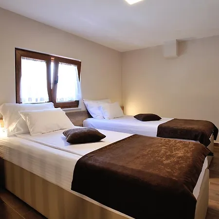 Divani Mostar