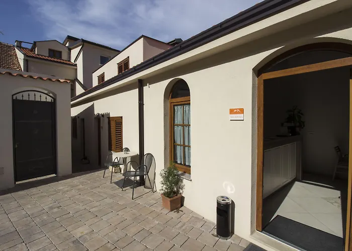 住宿加早餐酒店 Divani