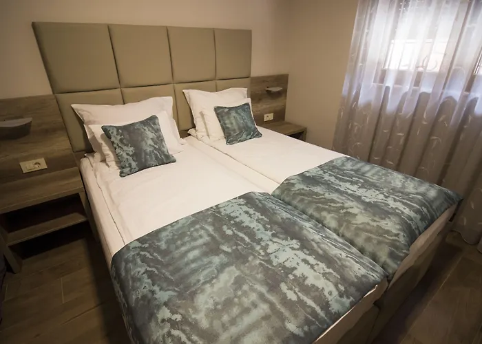 住宿加早餐酒店 Divani 莫斯塔尔