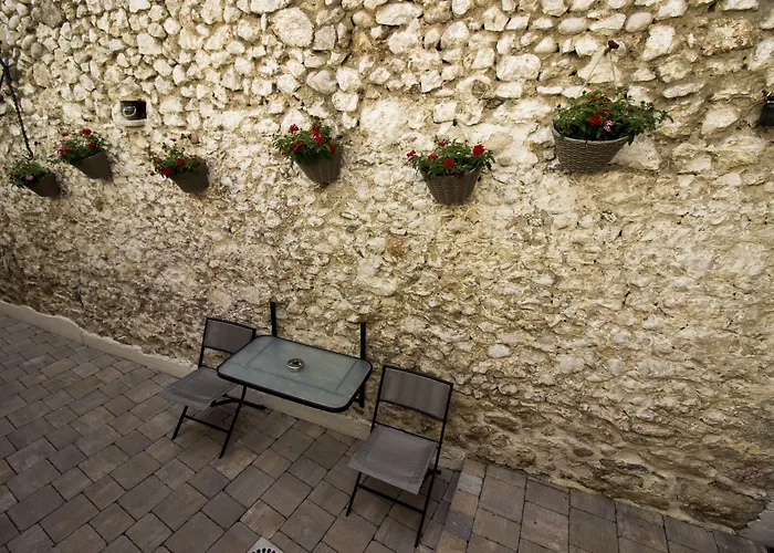 住宿加早餐酒店 Divani