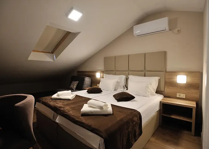 Divani 住宿加早餐酒店 3*