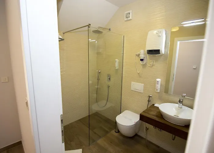 住宿加早餐酒店 Divani 莫斯塔尔