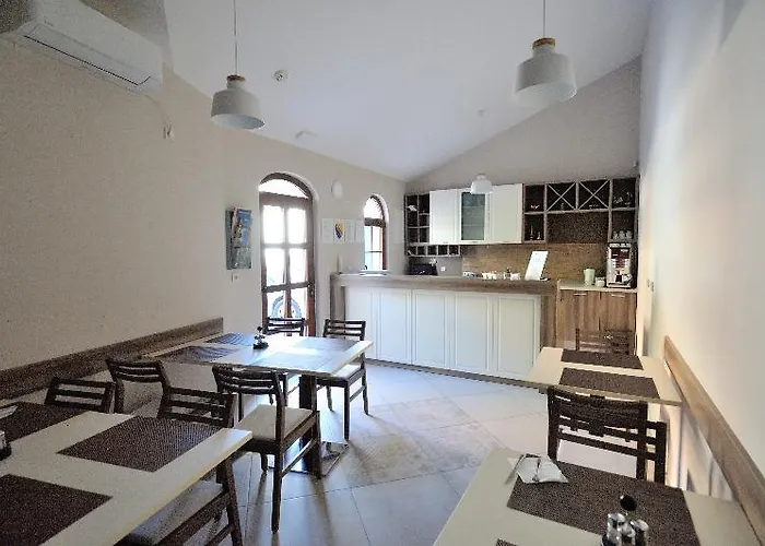 住宿加早餐酒店 Divani 莫斯塔尔